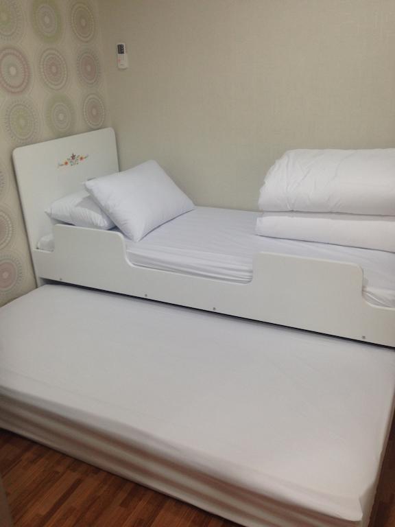 Chloe Guesthouse Gangnam Сеул Экстерьер фото